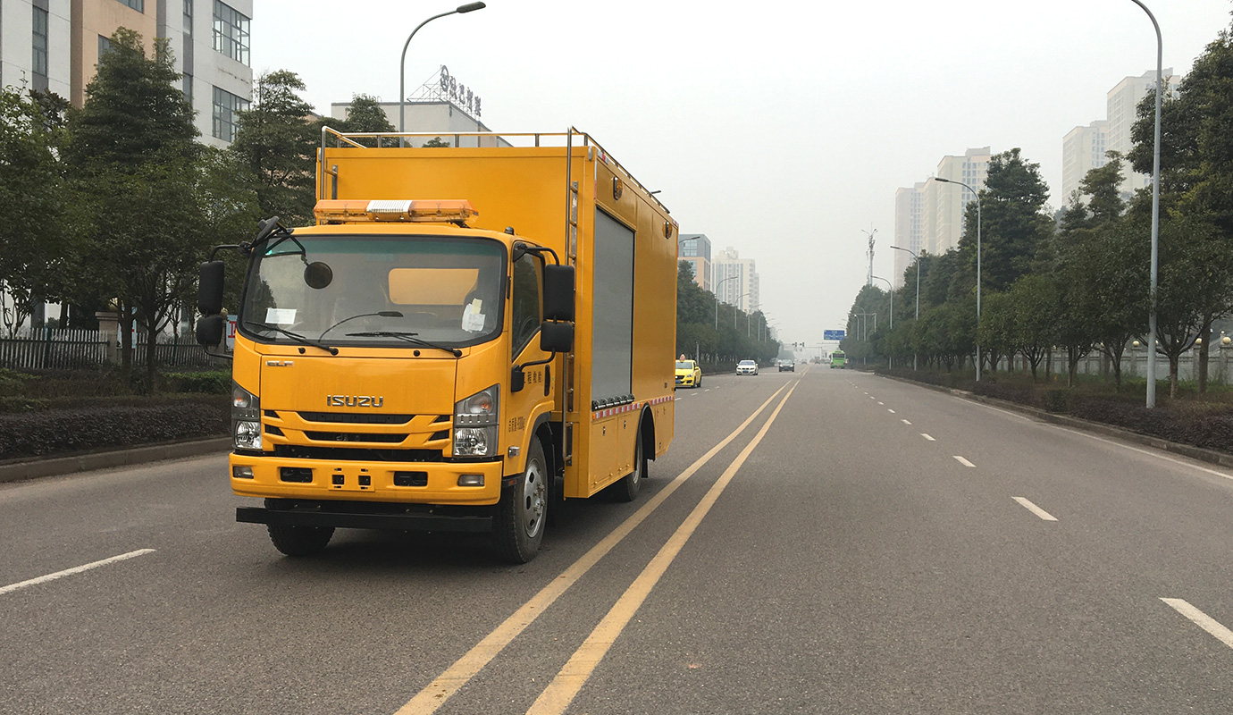 NDT5090XXHQLA6救險(xiǎn)車-1.jpg